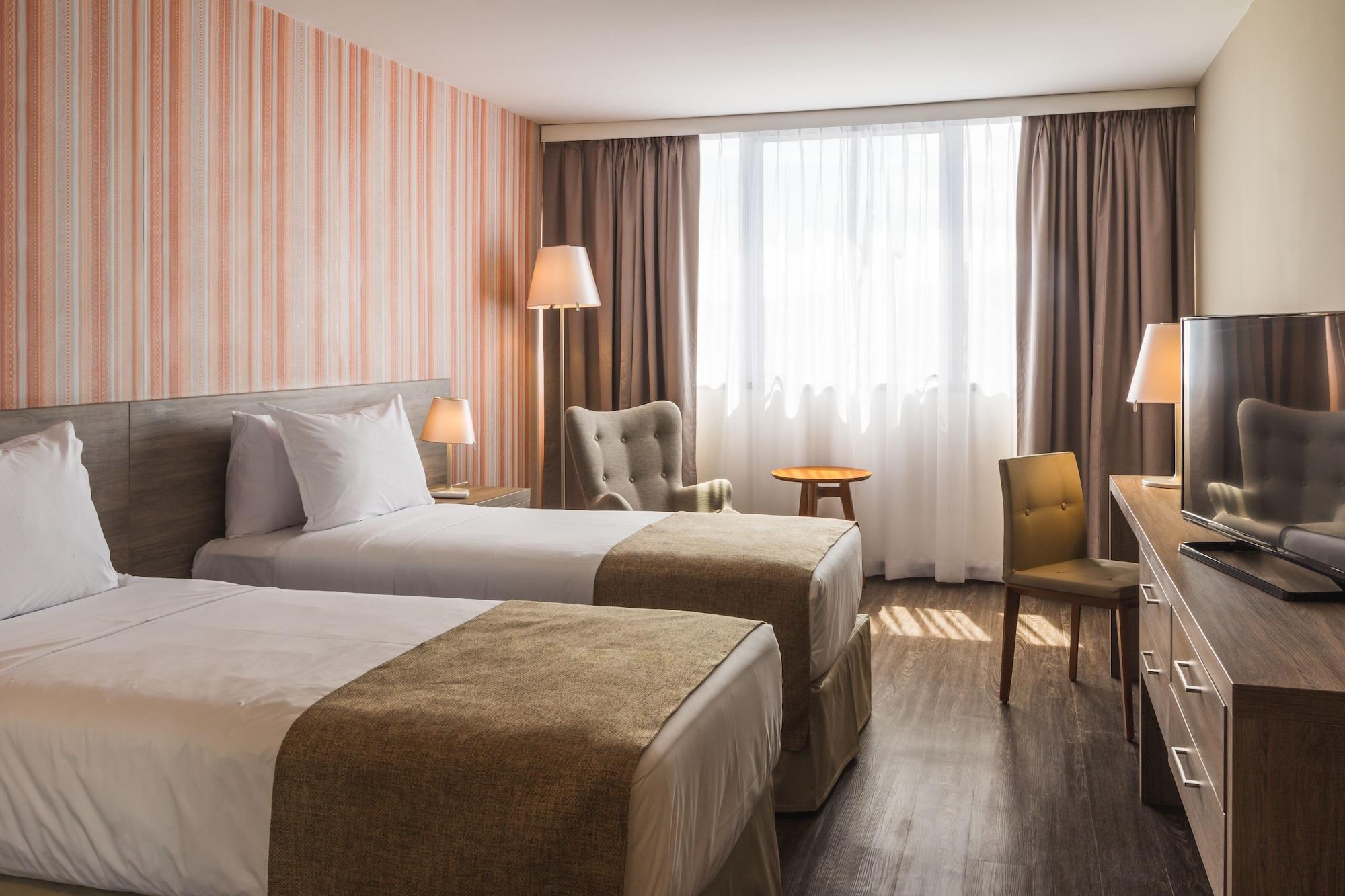 Frontier Hotel 리베라 외부 사진