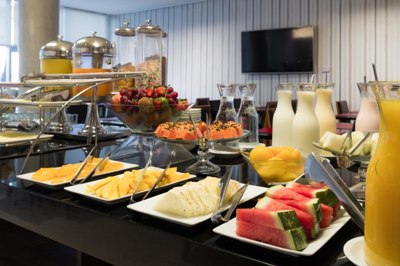 Frontier Hotel 리베라 외부 사진