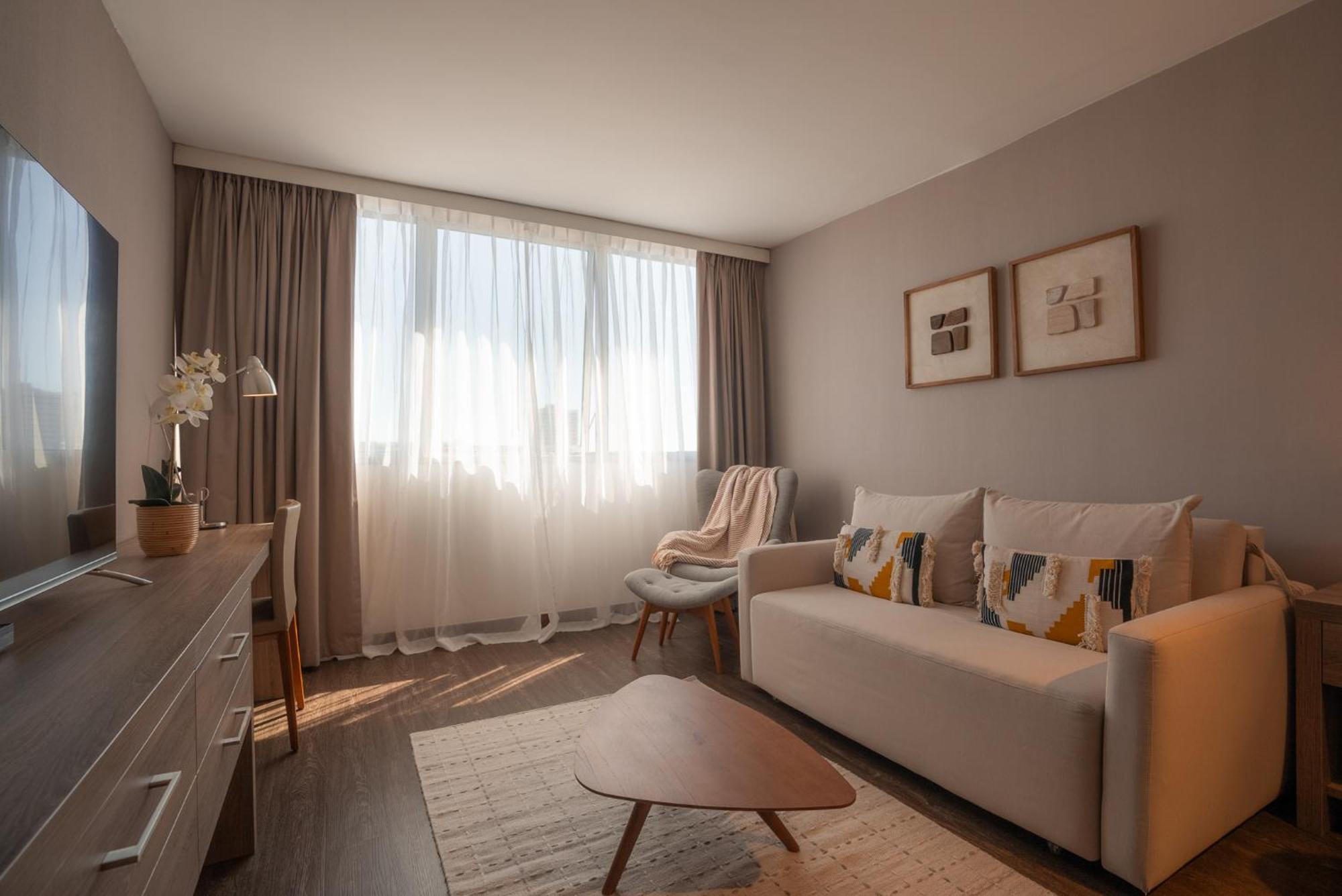 Frontier Hotel 리베라 외부 사진